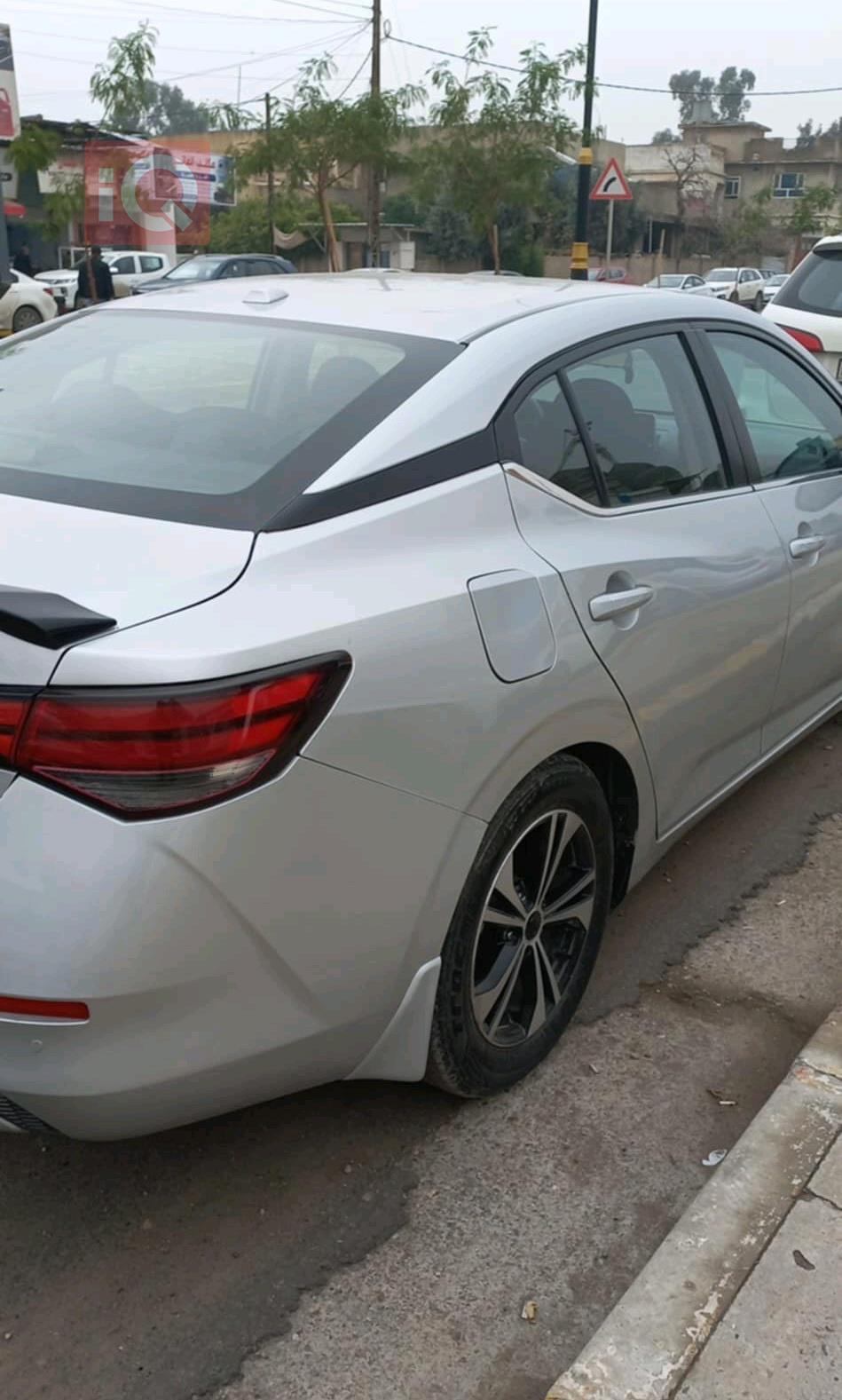 نيسان سنترا